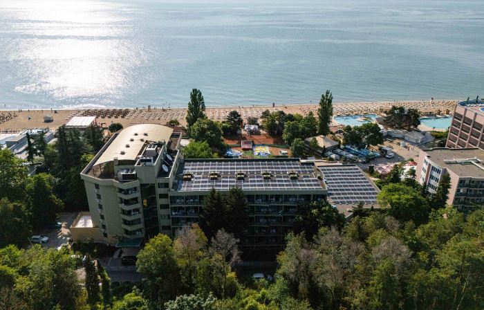 Palm Beach Hotel - All Inclusive with Free Beach Package & Private Beach