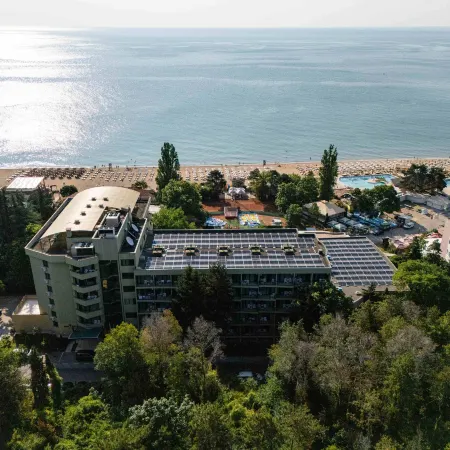 Palm Beach Hotel - All Inclusive with Free Beach Package & Private Beach