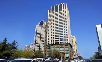 Central Plaza Hotel