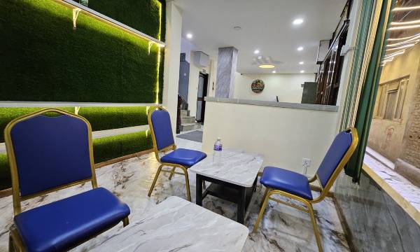 Funky Monkey Hotel Hostel and Apartment with Rooftop Bar