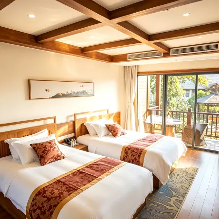 Shanshui wutong Wooden House Villa in Pingjiang County