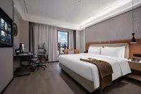 Xingyuetong E-Sports Hotel - Parkplatz