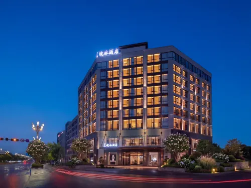 Shizong Jinglin Hotel - Parkering