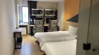Chengxiaowo E-Sports Hotel - 2-Star
