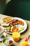 Leonardo Hotel Brighton - Breakfast