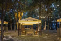 Huaxi·Longmen Manor Hotel (Longmen Grottoes Northwest Service Area Longmen High-Speed Rail Station) - Park Yeri