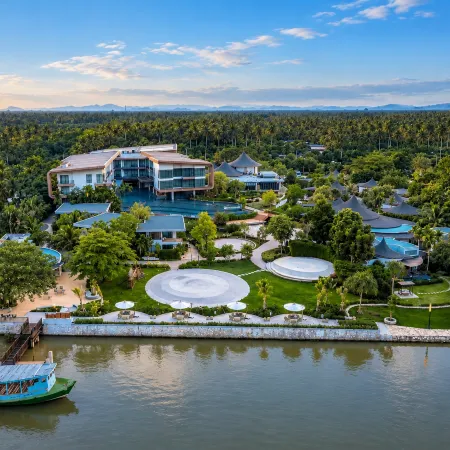Na Tree Tara Riverside Resort Amphawa Damnoensaduak