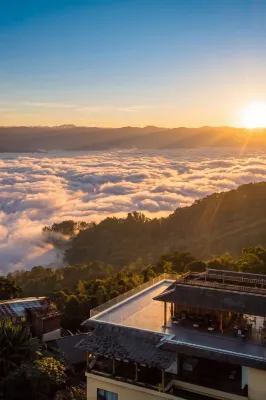 MountainTrip · Sea of Clouds & Tea Forest | Secluded Luxury Nature Retreat (Jingmai Mountain) - 5 ดาว