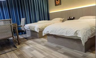 Weihao Business Hotel