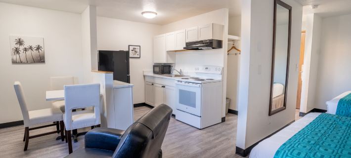 Kennewick Inn & Suites Tri Cities Hotels in Benton County