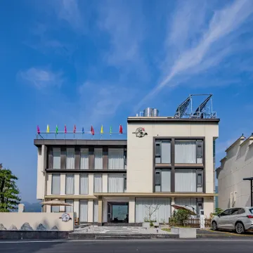 Guiji Homestay (Yichang Three Gorges Home Scenic Area)