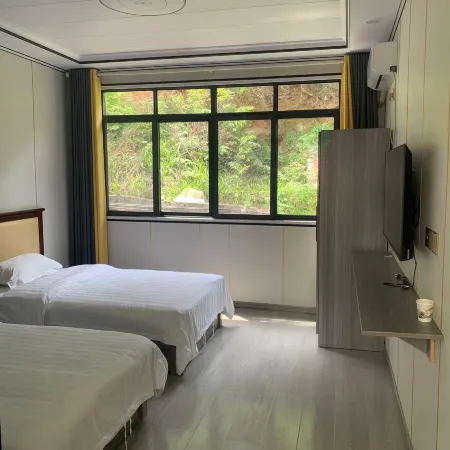 Guifeng Mountain Yangjiale No.30 Homestay