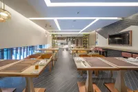 CHAMJOY Hotel (Quzhou High-Speed Railway Station) Hotels in Quzhou