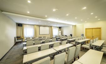 Hanting Hotel (Qingdao Liuting Airport Zhengyang Road)