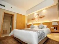 Metropolo Hotel (Zhengzhou Erqi Wanda Plaza Second People's Hospital Subway Station)