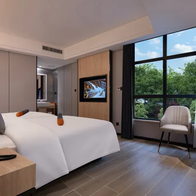 Beauty Ripples Luxury Hotel (Lugu Technology Park Jiantang Subway Station) Hotels near Gushan Railway Station