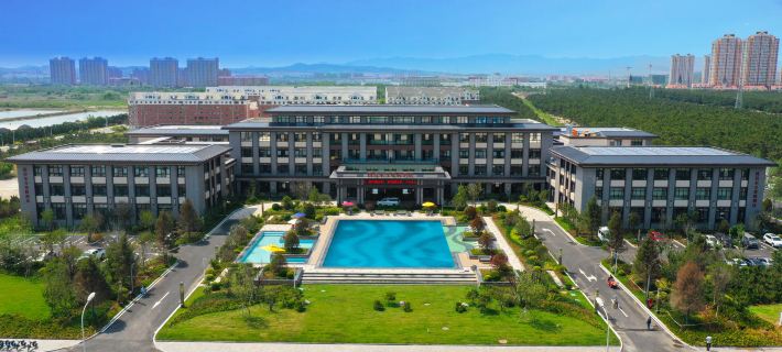 โรงแรม ฮอลิเดย์ CGIG ตะวันออก โรงแรมในหรงเฉิง