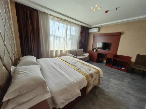 Xinyunding Business Hotel