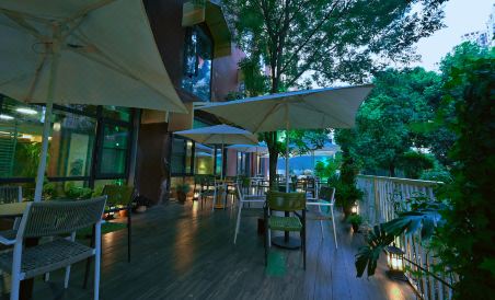 Yixi Yishe Courtyard Hotel - Housity