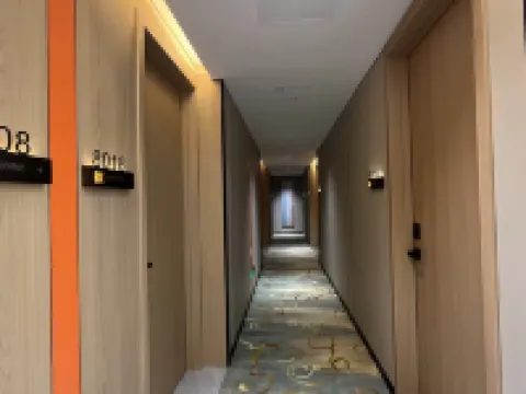 Zhushan Triumph Light Luxury Hotel Hotels in Zhushan