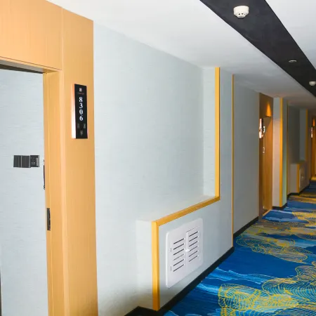 Home Inn Huaxuan Collection Hotel (Erlianhot Xilin Street)