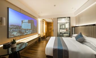 BaiLiQuanZhiJiuDian Hotel (Jiangmen East Railway Station Jianghai Square)