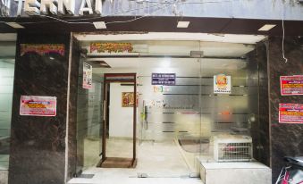 Hotel AV International Near New Delhi Railway Station, Paharganj