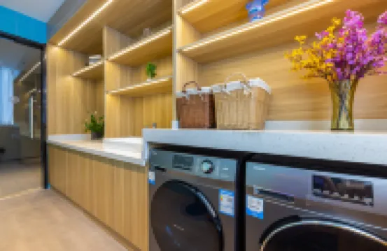 Homeinn · neo (Jiuquan West Street Bus Station) - 2-Star