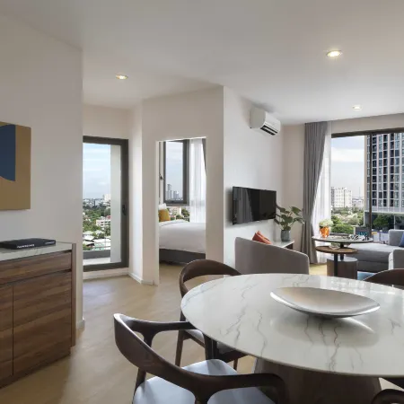 Oakwood Suites Tiwanon Bangkok