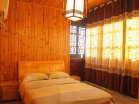Lushan Guanyinqiao Scenic Area Jiangguilan Farm Stay Hotels near Three Cascades Waterfall
