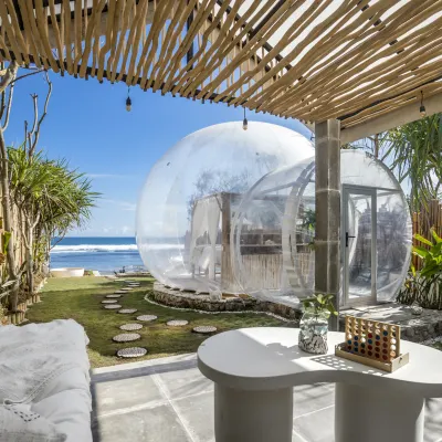 Bubble Hotel Nyang Nyang - Adults Only Отели рядом с достопримечательностью «Тирта Улувату»