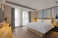 Starway 호텔 (충칭 서역 화룡 지하철역) 화옌사 주변 호텔