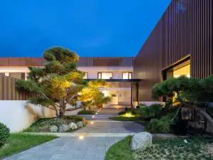 Floral Hotel·Banyi Tang  Hotel (Shanghai Qingxi old street branch)