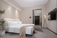 Yue Hotel (Changsha Wuyi Square Peiyuanqiao Subway Station)
