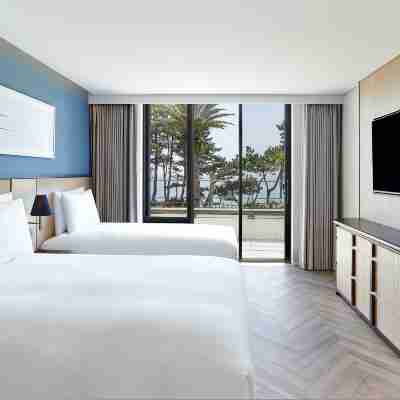 Parnas Hotel Jeju Rooms