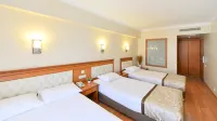 Prestige Hotel Old City - С баром