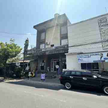 Bali Backpacker Inn & Hostel Hotel Exterior