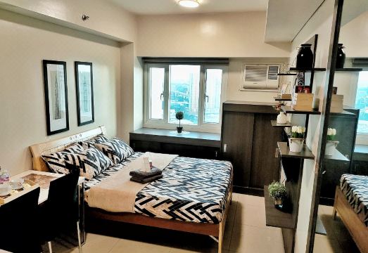 The Beacon Makati 로비