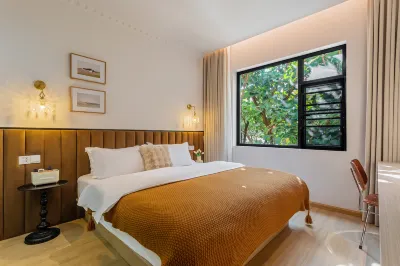 Spring and Summer Hotel (Kunming Old Street Cuihu Park Branch) Hotel in zona CPC Yunnan Underground Party Building Former Site