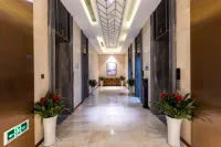 Happy Stay Hotel (Nanchang West Railway Station National Sports Center Subway Station)