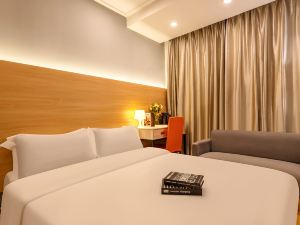 Huaxi Boutique Theme Hotel