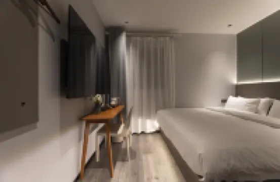 Sanpin Hotel (Suzhou Guanqian Pedestrian Street Pingjiang Road Branch)