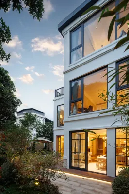 LUSH HOSTEL Hotel in zona Former Residence of Su Zhaozheng