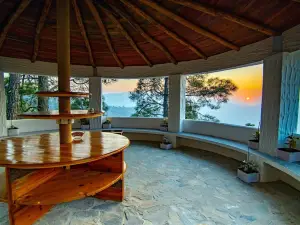 Sukoon Nature Retreat Near Bhatrojkhan Ranikhet