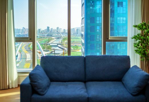 부산역 부킹더베이 외부 전경