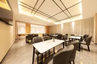 jingling West Bank Hotel