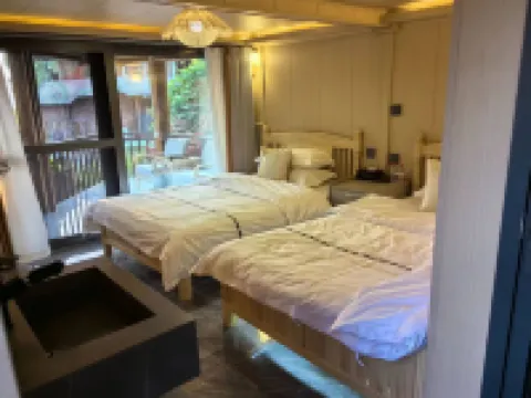 Lancang Wengji Guzhai No.80 Homestay