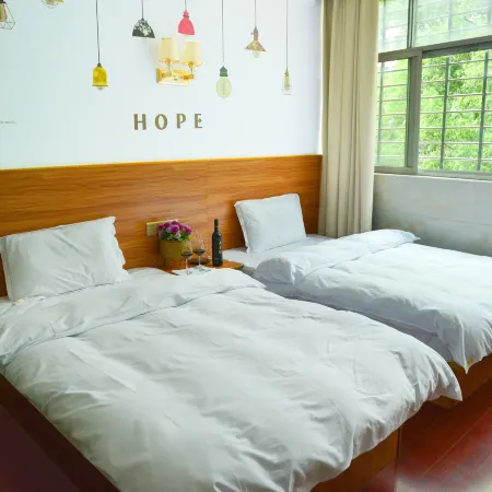 Zixing Corner Inn