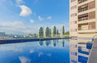 โรงแรมเยว่ซินทูมอร์โรว์ - สระว่ายน้ำบนดาดฟ้า