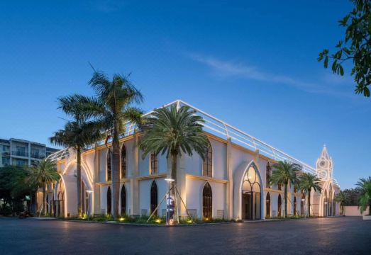 2. 충쭤 웨이나쓰 ..